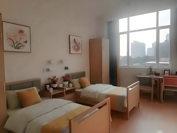女人老了，走不动了，这2件事最好守口如瓶，这才是真聪明